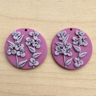 Clay Cabochon - Round Trilliums - Lilac & Mauve