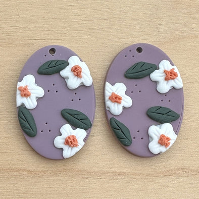 Clay Cabochon - Oval Lavender Daisies
