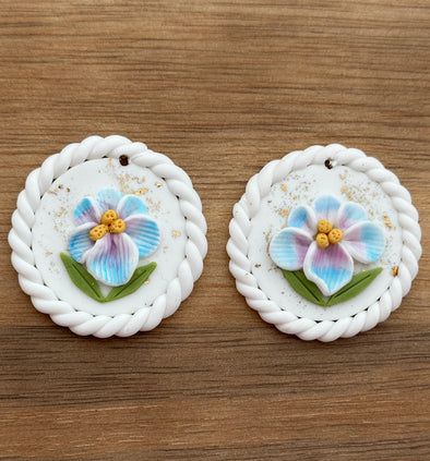 Clay Cabochon - Round - Orchids w/Gold