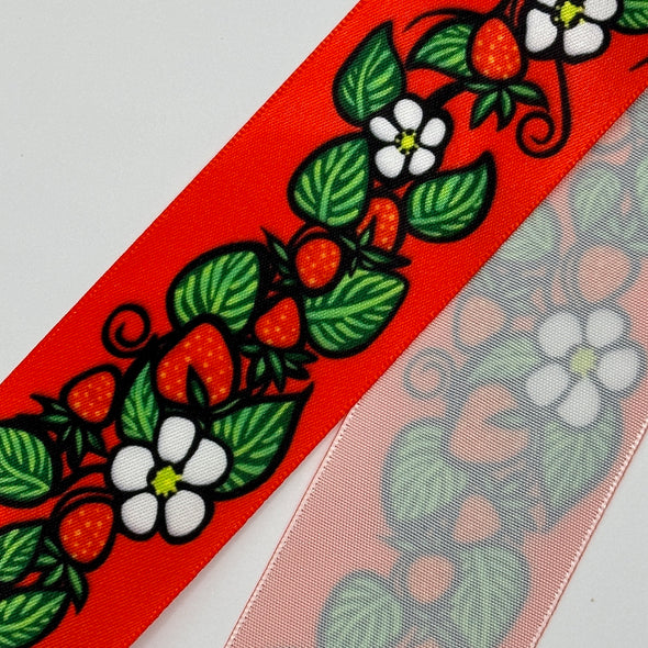 1.5" Printed Satin Ribbon - Strawberries - Red