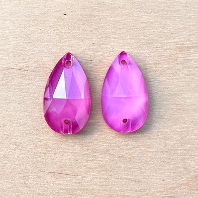 Crystal Cab - Teardrop - 11 x 18 mm - Fuchsia Matte Opal