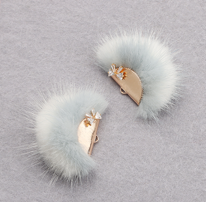 Fur Charm - 6.5 cm Semi-Circle - Blue/Beige w/Crystal Bow