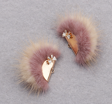 Fur Charm - 6.5 cm Semi-Circle - Lavender/Beige w/Crystal Bow