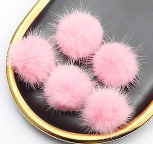 Fur Charm - 2 cm Round Pom-Pom - Baby Pink