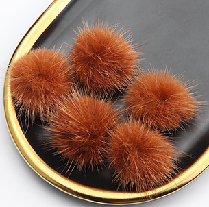 Fur Charm - 2 cm Round Pom-Pom - Sienna