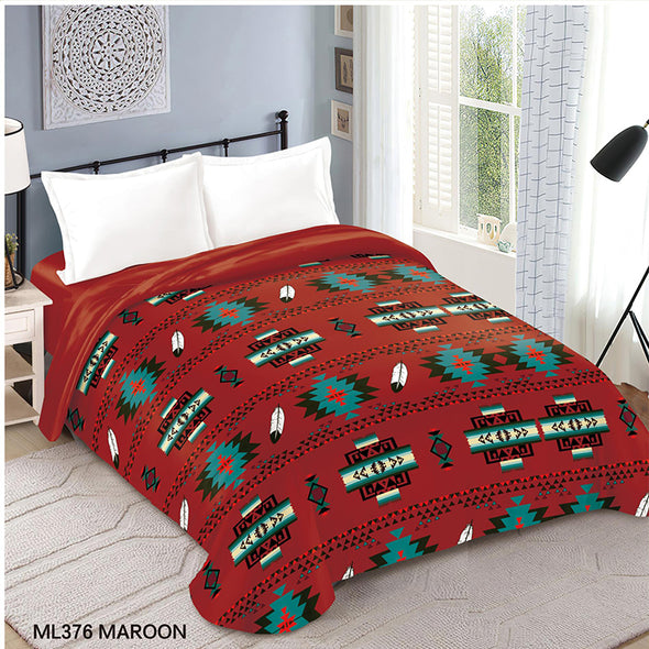 Reversible Cloud Queen - Geo Feather - Red