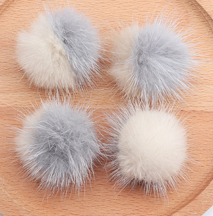 Fur Charm - 4 cm Round Pom-Pom - Soft Grey/Natural Beige