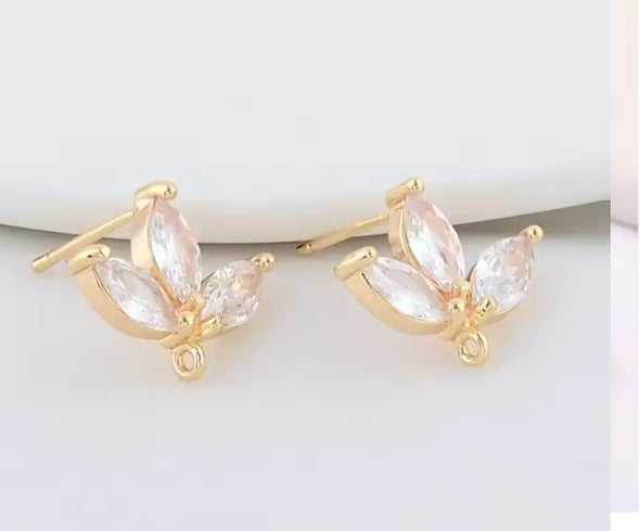 Stud Earring Posts - Cubic Zirconia Tri-Petal - Gold
