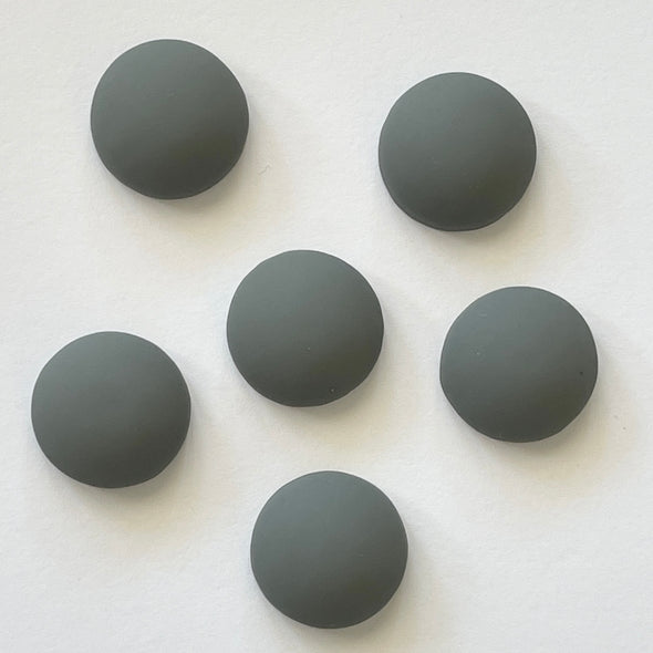 Acrylic Cab - 18 mm Matte Rounds - Soft Charcoal