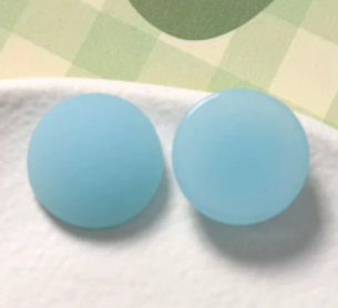 Acrylic Cab - 18 mm Matte Rounds - Blue Jelly