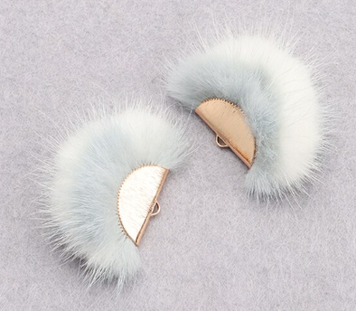 Fur Charm - 6.5 cm Semi-Circle - Blue w/Beige