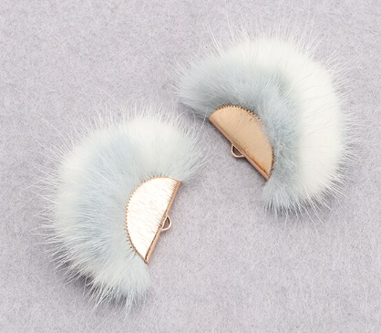 Fur Charm - 6.5 cm Semi-Circle - Blue w/Beige